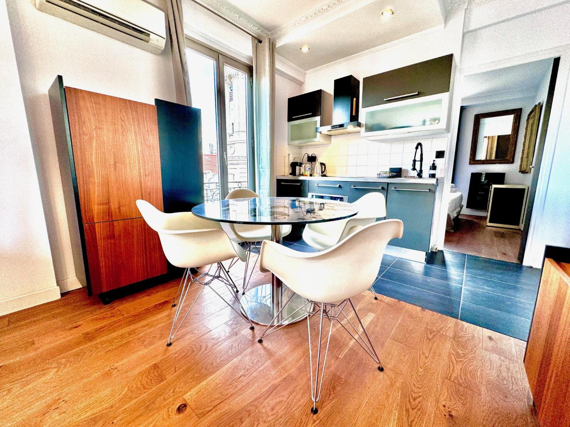 Riviera - Le Petit Balcon De L'opera - Old Town Promenade Des Appartement *